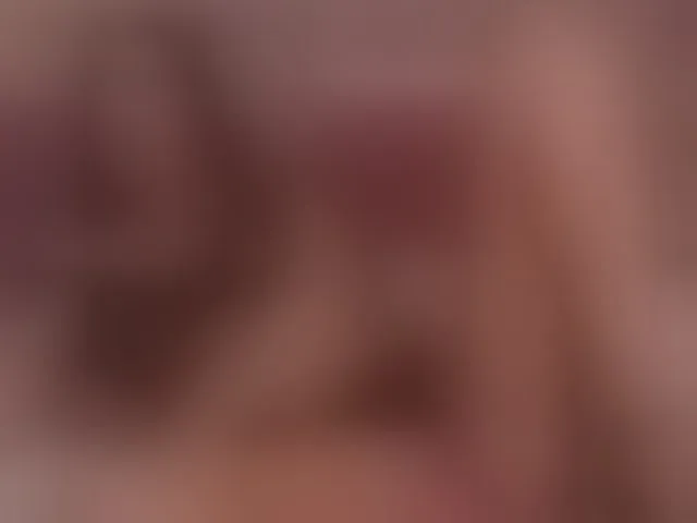 Live sex webcam photo for LaylaK #294041087