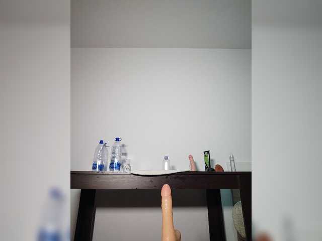 Live sex webcam photo for LaylaKarinna76 #277148256