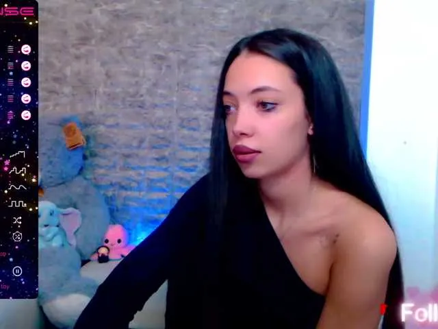 Live sex webcam photo for LaylaKunnis #276027464
