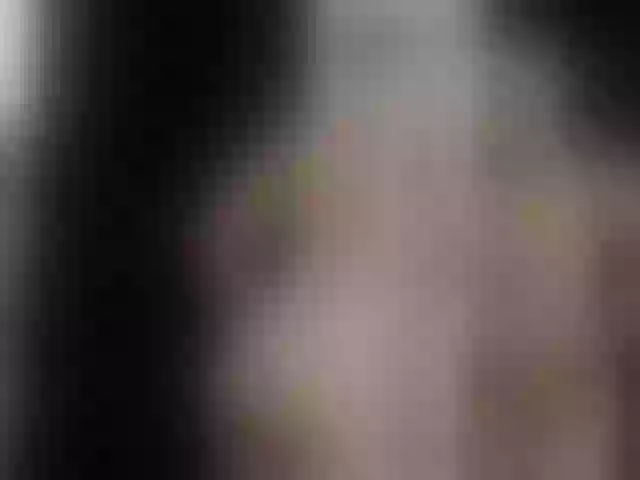 Live sex webcam photo for LaylaSmiths #276474294