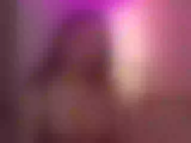 Live sex webcam photo for LaylaWood #276213792