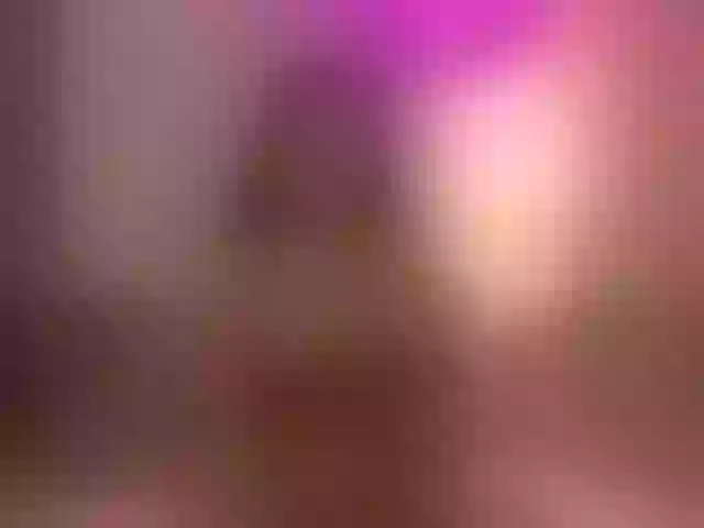Live sex webcam photo for LaylaWood #276393800