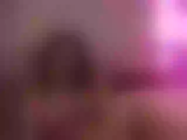 Live sex webcam photo for LaylaWood #276715970