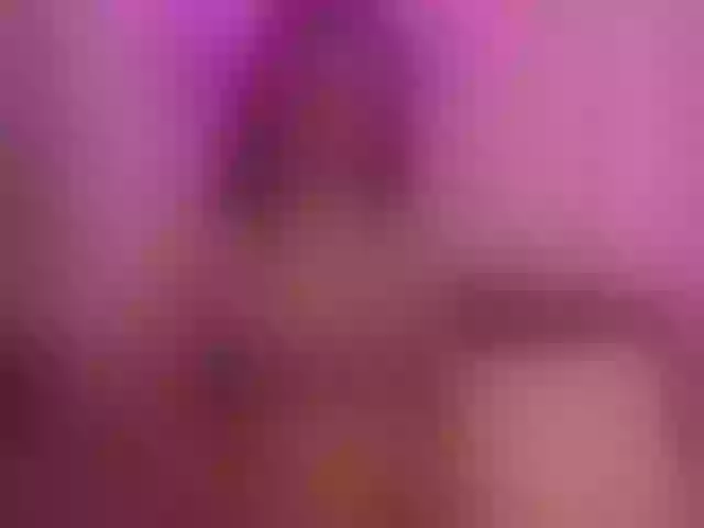 Live sex webcam photo for LaylaWood #277590485