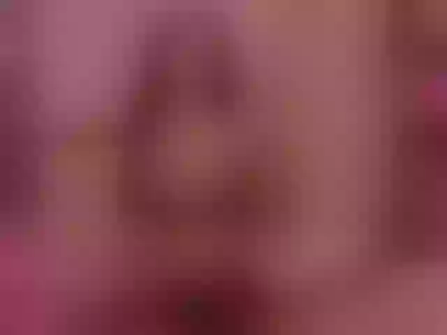 Live sex webcam photo for LaylaWood #283004576