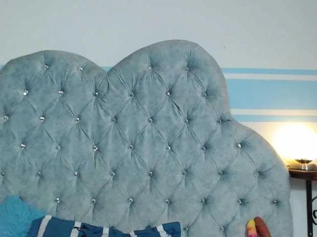 Live sex webcam photo for Laylahells #276720970