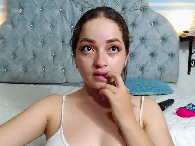Live sex webcam photo for Laylahells #276909979