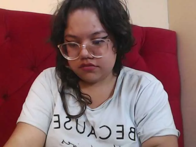 Live sex webcam photo for LazyCinna #277210307