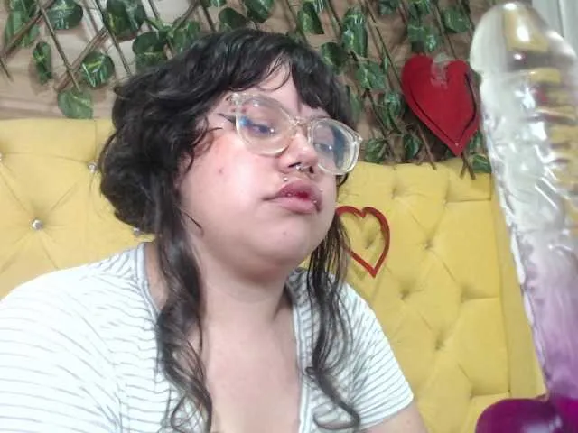 Live sex webcam photo for LazyCinna #277271725