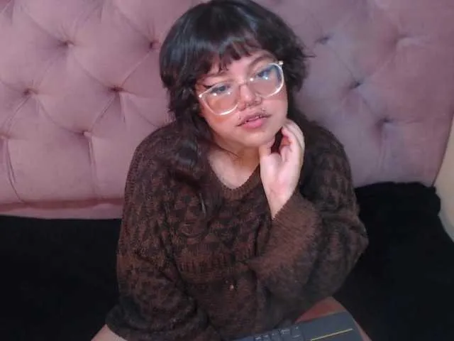 Live sex webcam photo for LazyCinna #277524332