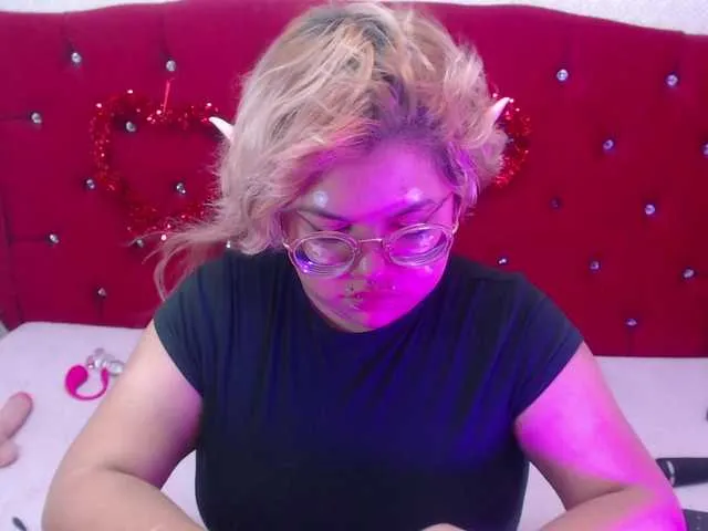 Live sex webcam photo for LazyCinna #290023259