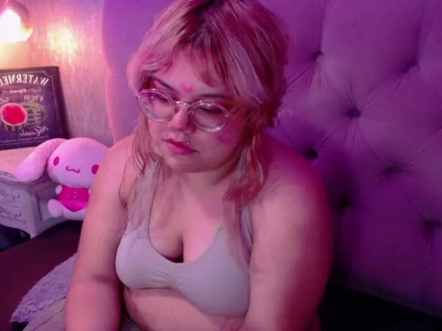 Live sex webcam photo for LazyCinna #290301327