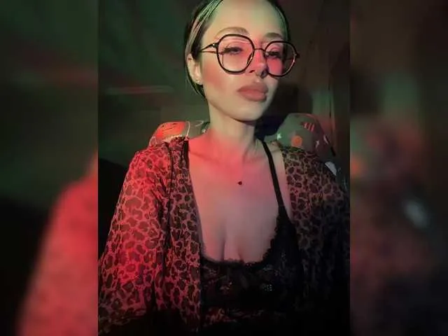 Live sex webcam photo for LeCriss #290448721