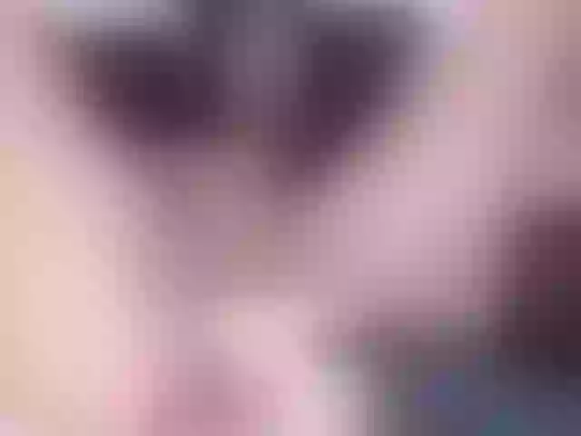 Live sex webcam photo for LeaQueen #273540677