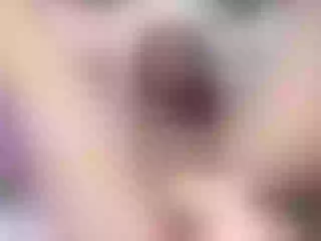 Live sex webcam photo for LeaQueen #273727224