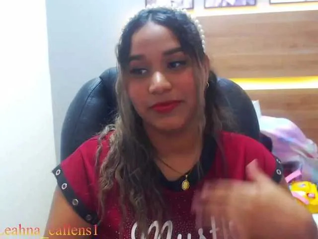 Live sex webcam photo for LeahCallens #272467423