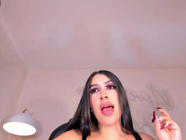 Live sex webcam photo for LeahLombardi #291196923