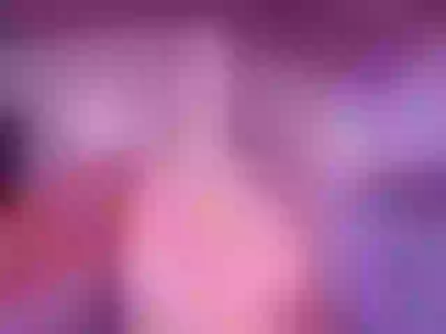 Live sex webcam photo for LeahLombardi #291390225