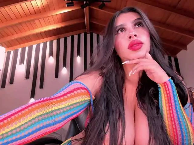 Live sex webcam photo for LeahLombardi #291803388