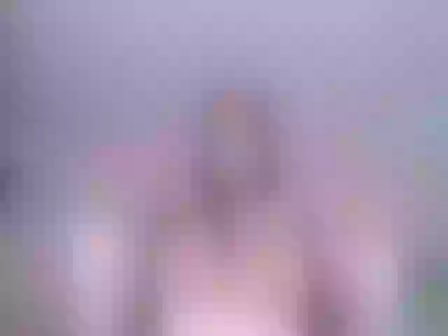 Live sex webcam photo for LeahLombardi #292240695
