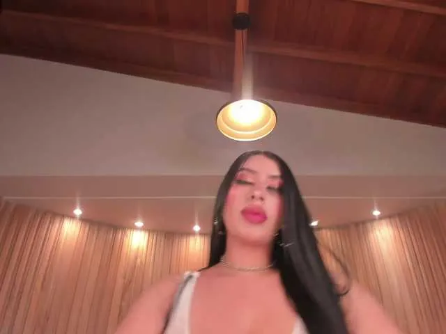 Live sex webcam photo for LeahLombardi #292646724