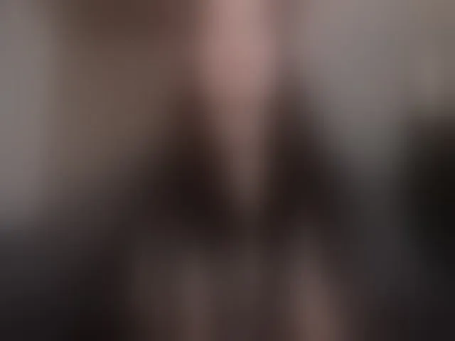 Live sex webcam photo for LeahLombardi #293486743