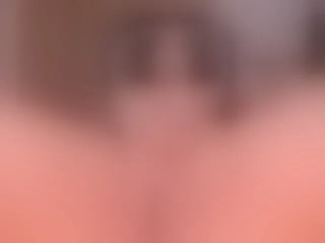Live sex webcam photo for LeahLombardi #293746037