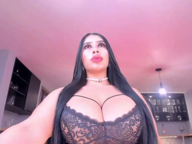 Live sex webcam photo for LeahLombardi #293825424