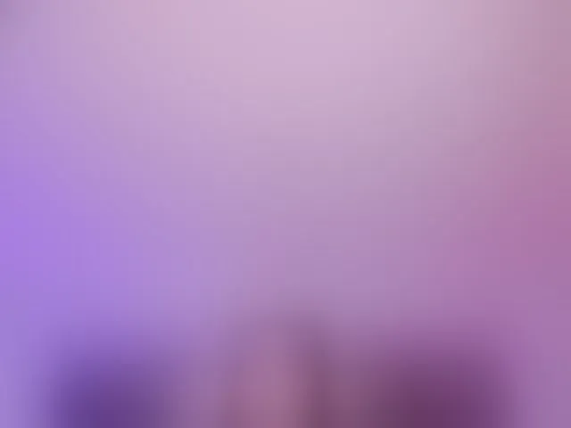 Live sex webcam photo for LeahLombardi #293860654