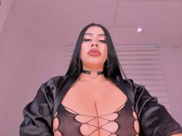 Live sex webcam photo for LeahLombardi #294291811