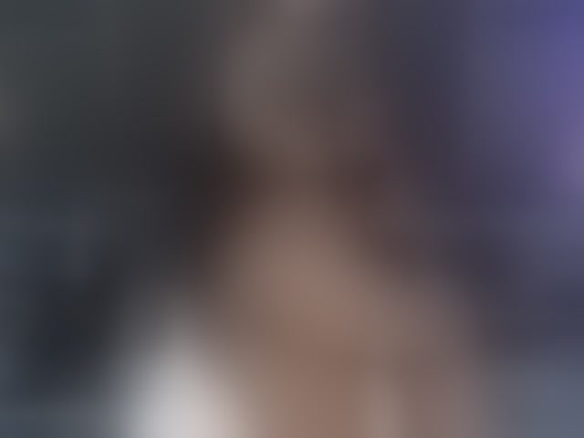 Live sex webcam photo for LeahMarsh #276755943