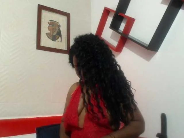 Live sex webcam photo for LeahMarsh #277306992