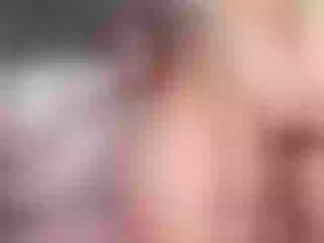 Live sex webcam photo for LeahMasson #290810362