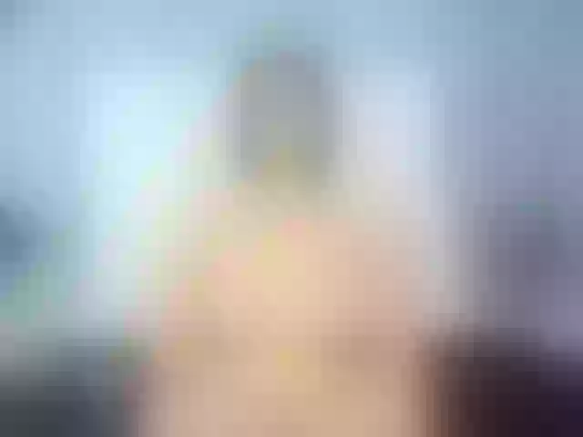 Live sex webcam photo for LeahMillerr #288060664