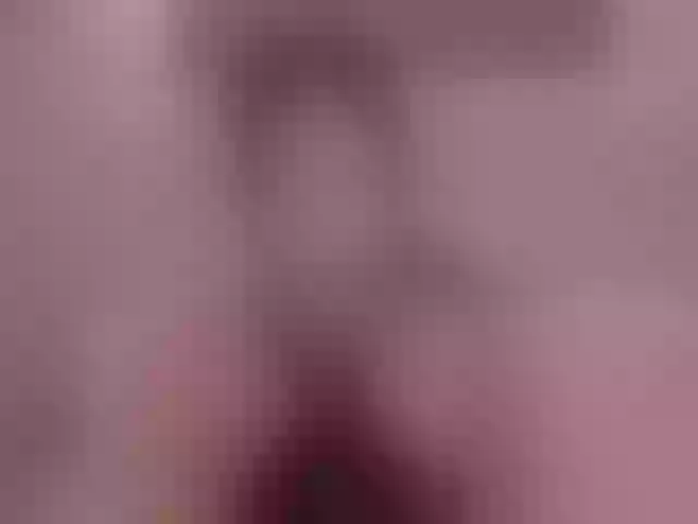 Live sex webcam photo for LeahNovac #292114274