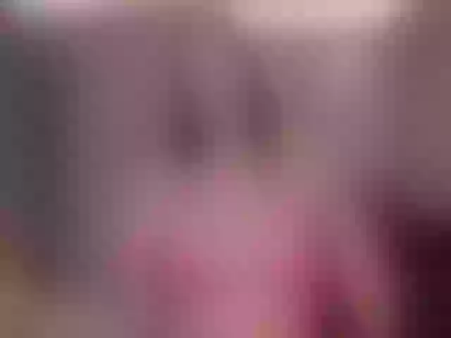 Live sex webcam photo for LeahNovac #292206773