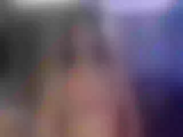 Live sex webcam photo for LeahNovac #292220735
