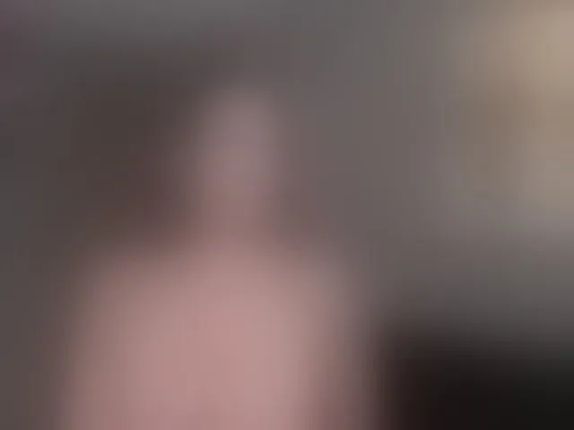 Live sex webcam photo for LeahNovac #292424231