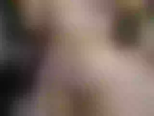 Live sex webcam photo for LeahScott #271852567