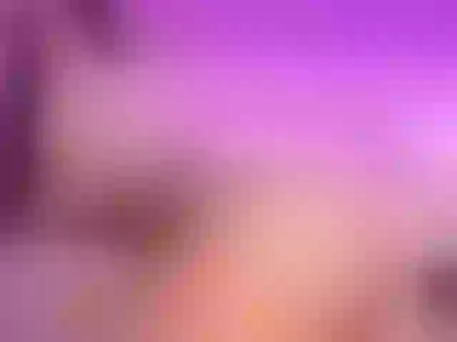 Live sex webcam photo for LeahWest #276370968