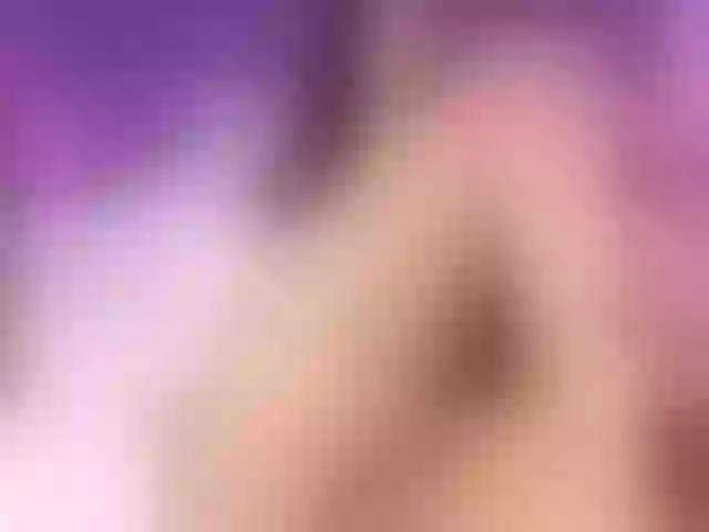 Live sex webcam photo for LeahWest #276642985