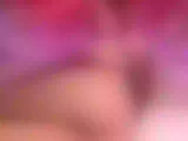 Live sex webcam photo for LeahWest #276774421