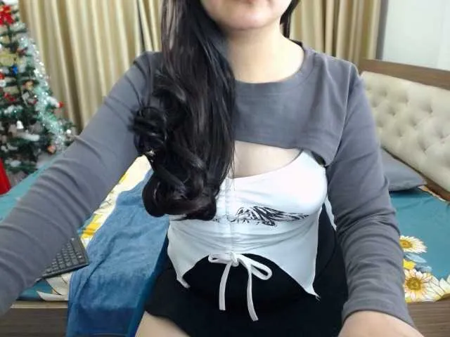 Live sex webcam photo for Lealia- #276975586