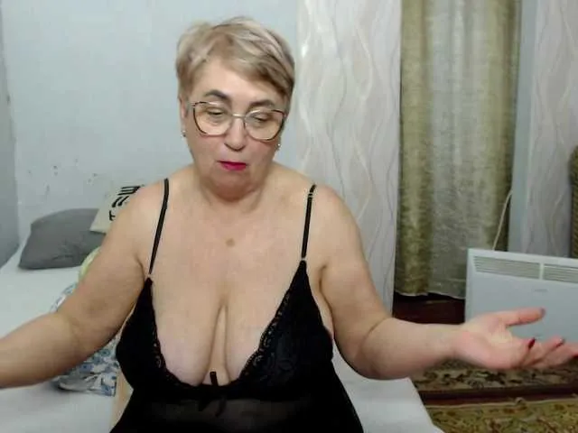 Live sex webcam photo for LedyMargaret #293557973