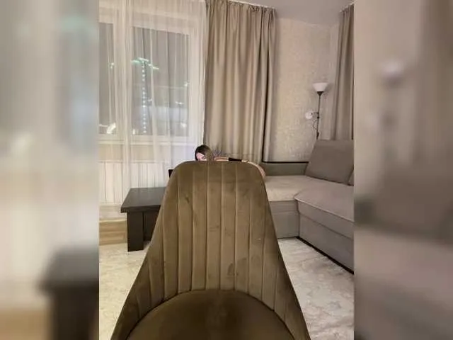 Live sex webcam photo for LedyMiya #292104163