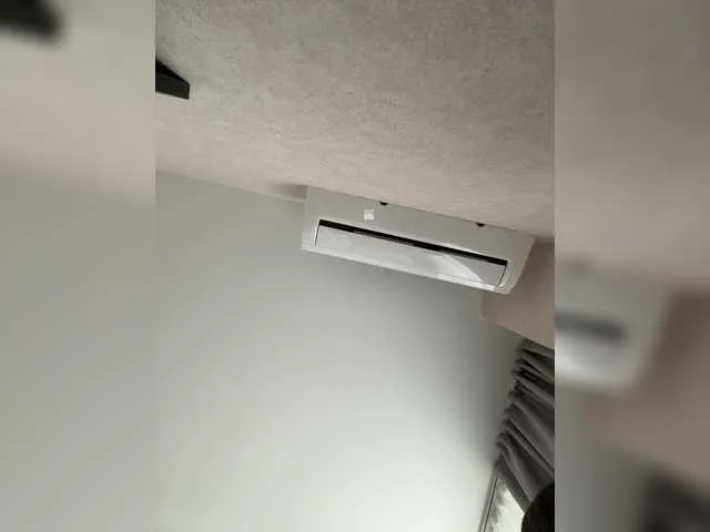 Live sex webcam photo for LedyMiya #292246689