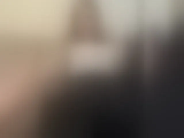 Live sex webcam photo for LedyMiya #293309455
