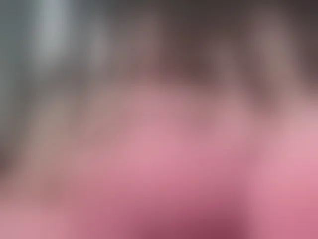 Live sex webcam photo for LedyMiya #293964009