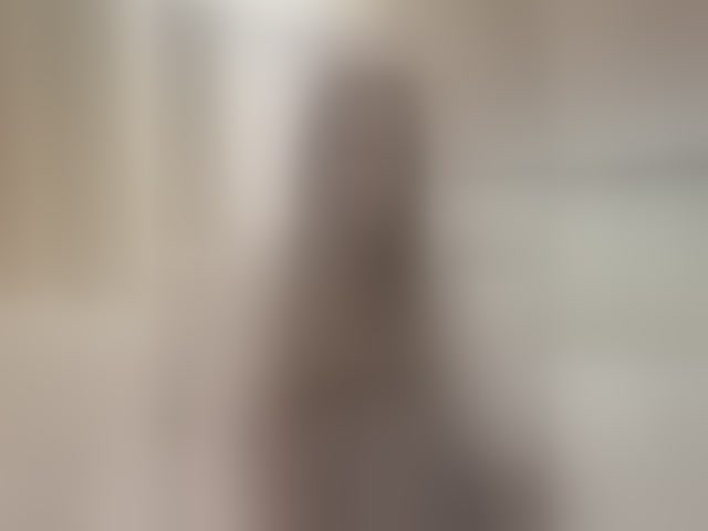 Live sex webcam photo for LedyMiya #294211834