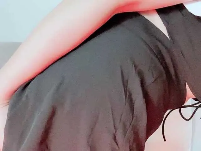 Live sex webcam photo for Lee-haeri #277560507